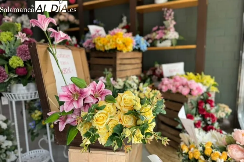 Foto 3 - Florister&iacute;a Martina y el D&iacute;a de Todos los Santos: Opci&oacute;n segura para tus detalles en flor natural y artificial, que ya puedes encargar