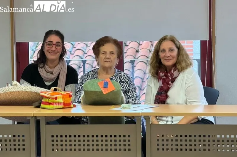 Foto 3 - Gran acogida para la nueva edici&oacute;n del Taller municipal de Encaje de Bolillos