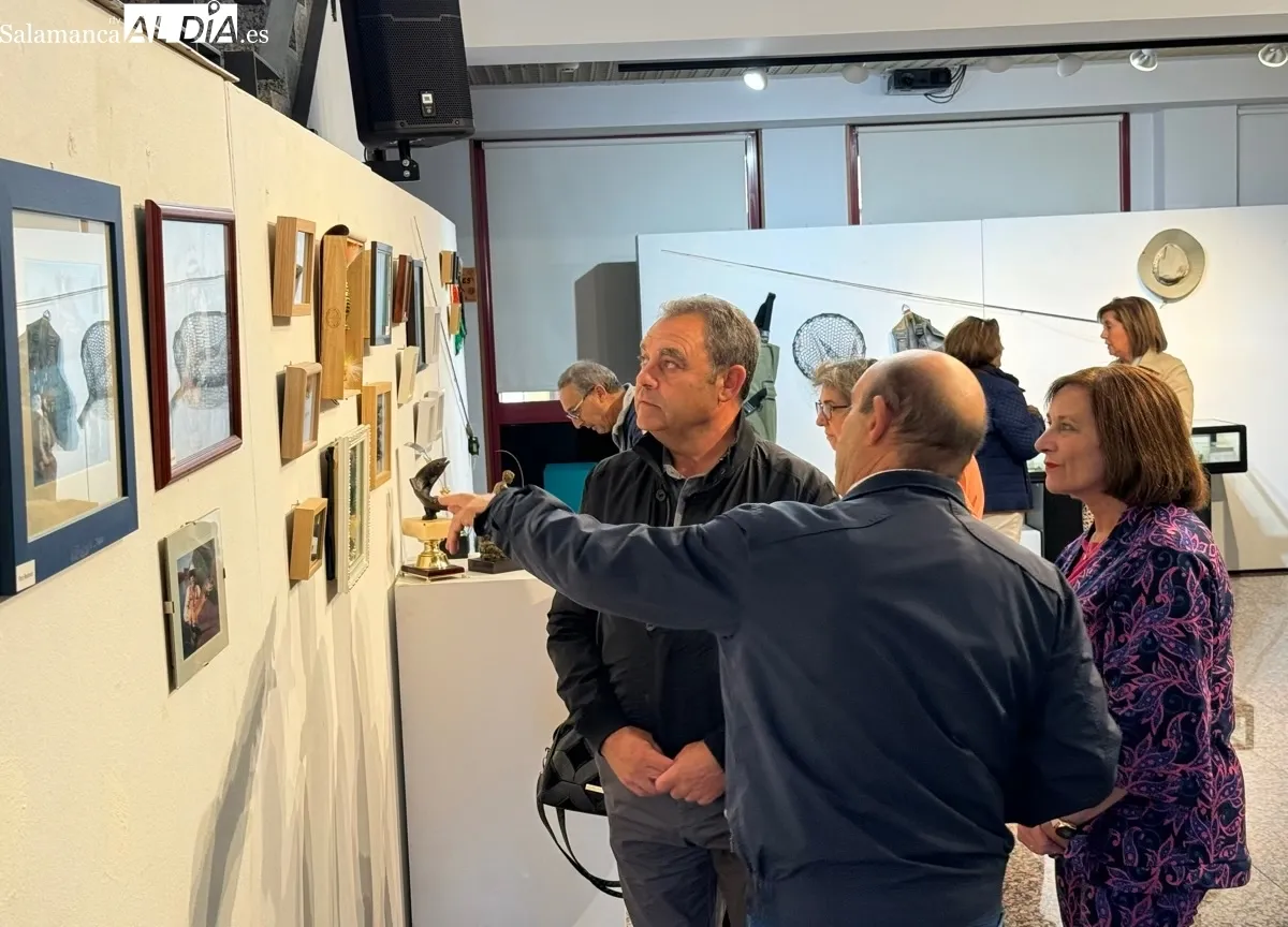 Foto 3 - Los hermanos Paco y Tasio Redondo protagonizan la llamativa exposici&oacute;n &lsquo;El arte de la pesca a mosca&rsquo; en el CDS