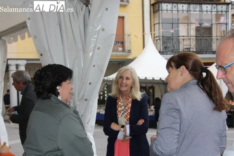 Foto 10 - Comienza la Feria del Barro en Alba de Tormes