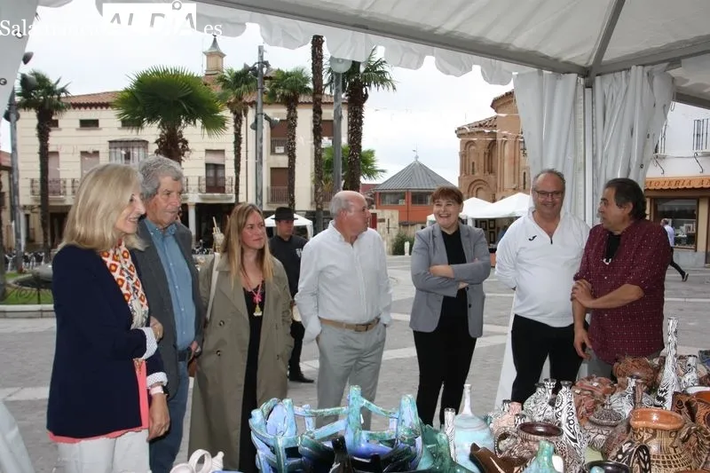 Foto 7 - Comienza la Feria del Barro en Alba de Tormes