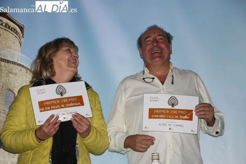 Foto 5 - Paco Casas y Lola Velasco, ganadores del concurso de cer&aacute;mica y barro