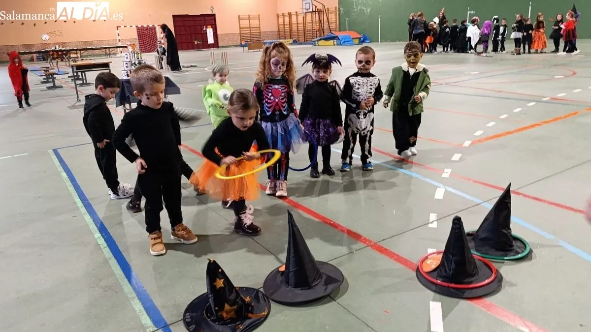 Foto 9 - La fiesta infantil de Halloween re&uacute;ne a m&aacute;s de setenta ni&ntilde;os y ni&ntilde;as de Lumbrales