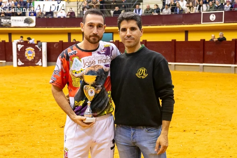 Foto 11 - V&iacute;ctor Revesado gana el Concurso de Cortes &lsquo;Trofeo Diputaci&oacute;n de Salamanca&rsquo;