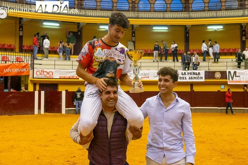 Foto 2 - V&iacute;ctor Revesado gana el Concurso de Cortes &lsquo;Trofeo Diputaci&oacute;n de Salamanca&rsquo;