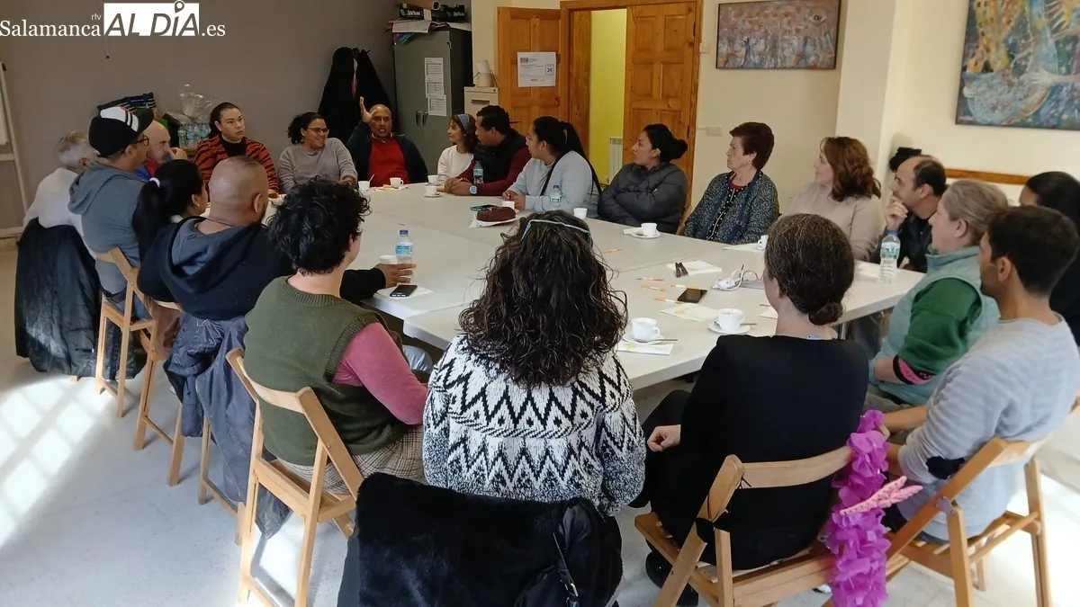 Participantes en la Jornada de convivencia intercultural celebrada el sábado pasado en Monleras