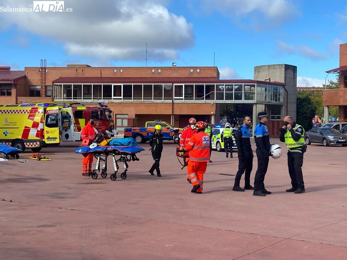 Simulacro del operativo tras un accidente múltiple con cuatro vehículos implicados | FOTOS: Vanesa Martins 