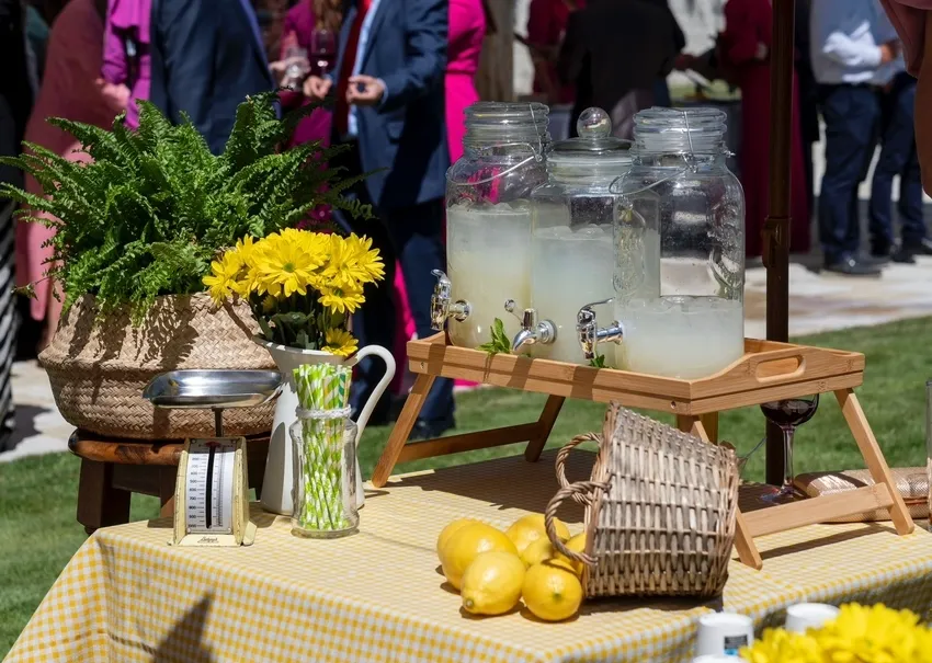 Mesa de limonada