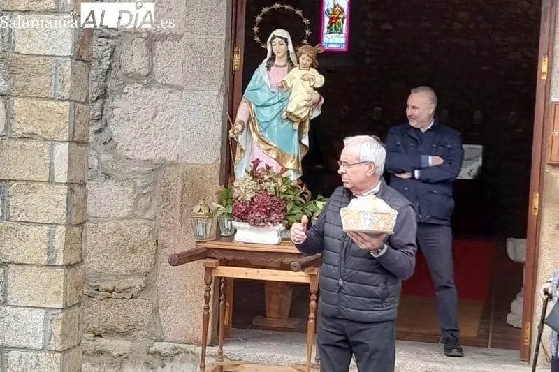 Fiesta de las Madrinas, en honor a la Virgen del Rosario, en Cipérez