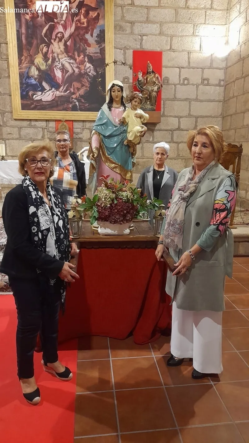 Fiesta de las Madrinas, en honor a la Virgen del Rosario, en Cipérez