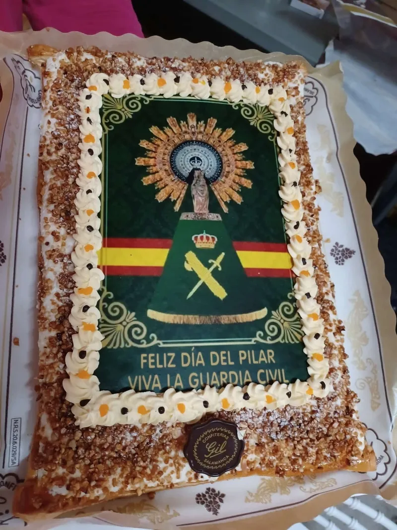 Foto 2 - La Guardia Civil de San Pedro de Rozados celebra del D&iacute;a de la Hispanidad con una eucarist&iacute;a y una ofrenda a los ca&iacute;dos