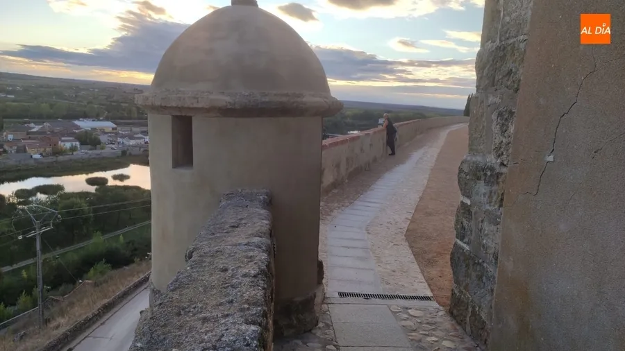 Foto 4 - Reabierto el tramo del adarve de la muralla que permanec&iacute;a cerrado al tr&aacute;nsito