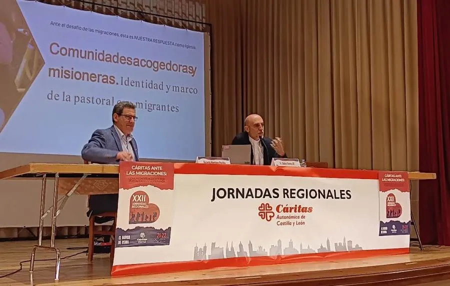 Foto 3 - Mar Manzano asiste a las XXII Jornadas Regionales de C&aacute;ritas Castilla y Le&oacute;n