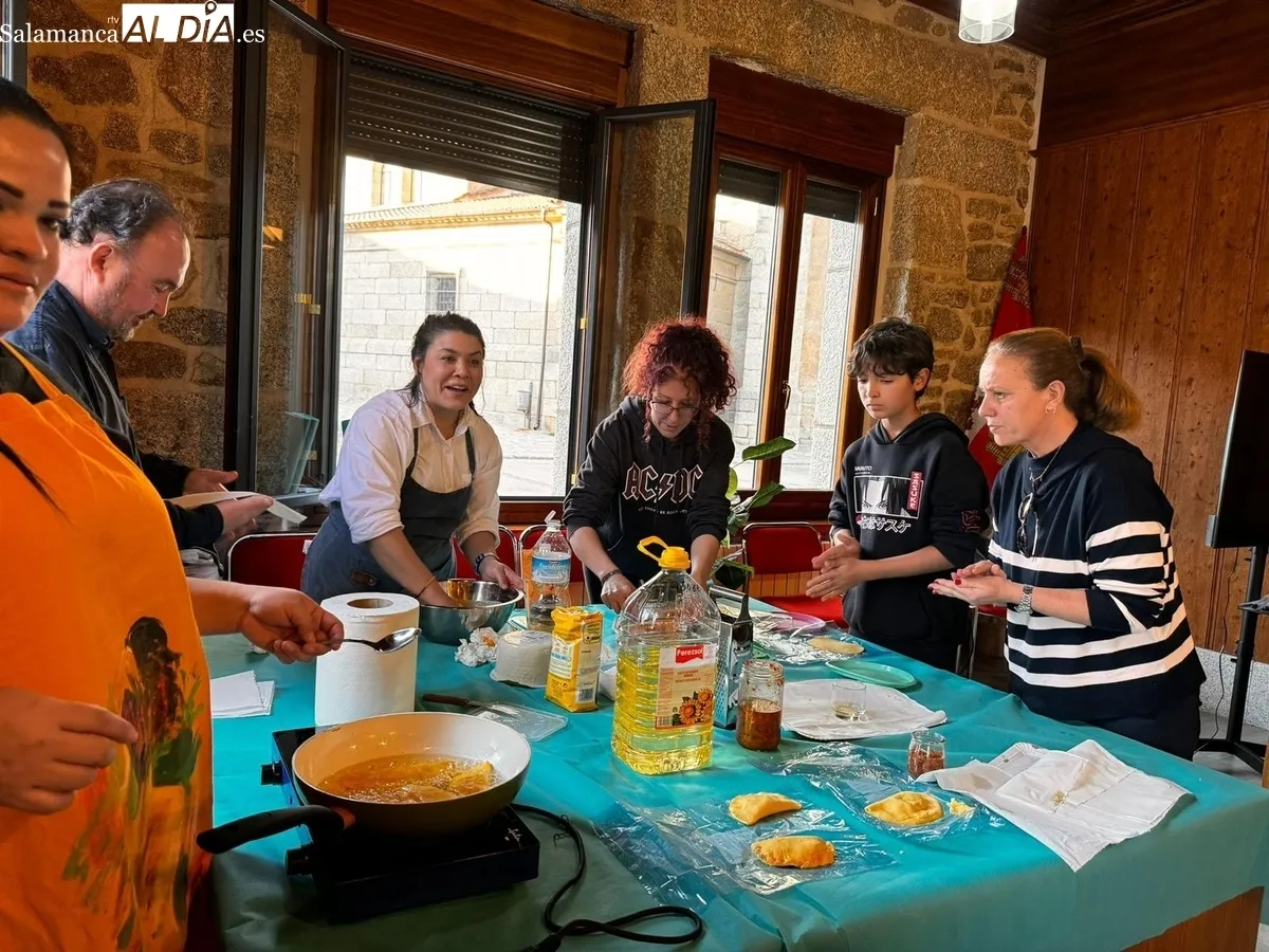 Taller de cocina intercultural para prevenir los delitos de odio en Villavieja de Yeltes
