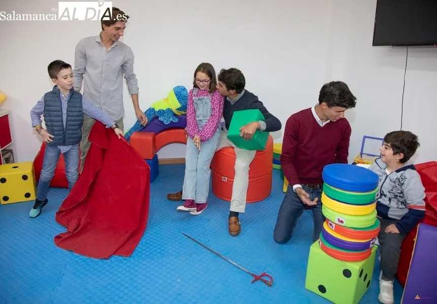 Una tarde de 'toreo' en la sede de AERSCYL | Fotos: Pablo Angular 