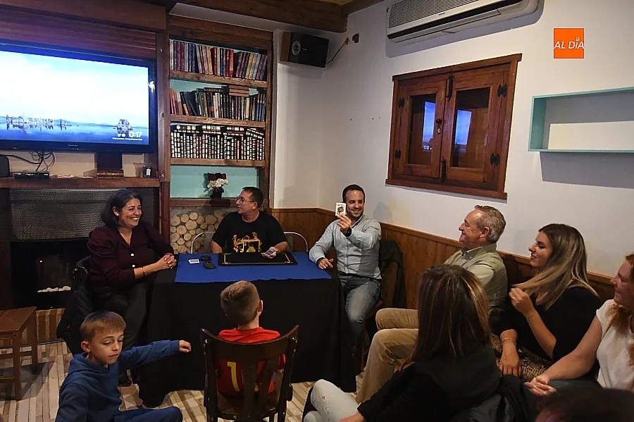Cena con espectáculo de magia en Ciudad Rodrigo/ Fotos: Adrián M.Pastor