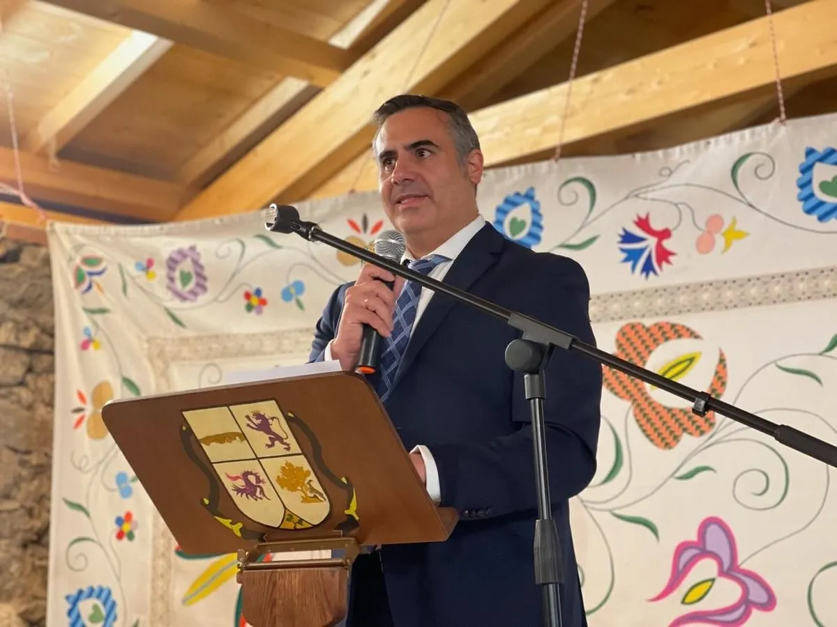 Inauguración del Centro de Interpretación del Aceite en San Esteban de la Sierra. Foto de la Diputación de Salamanca