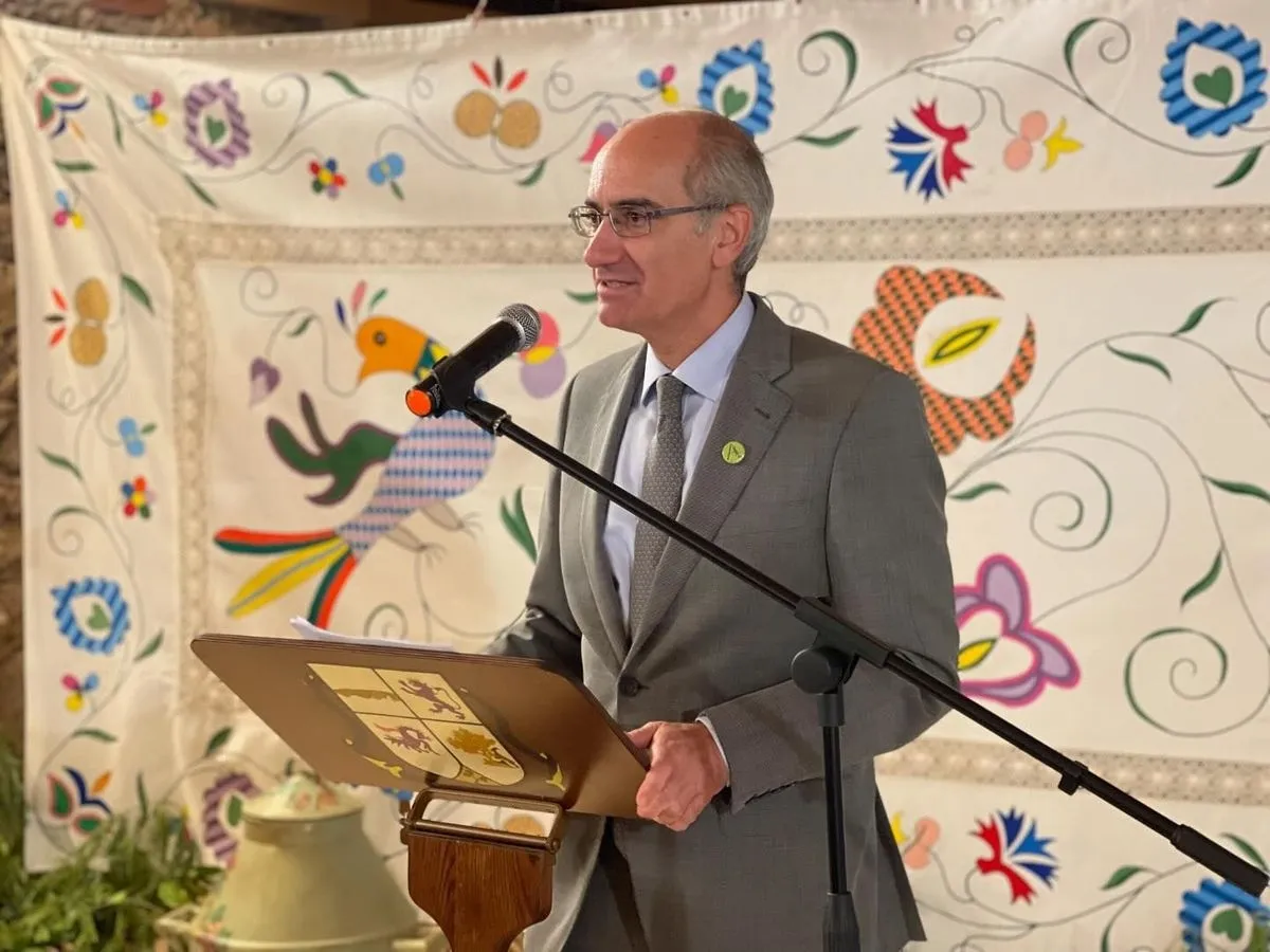 Inauguración del Centro de Interpretación del Aceite en San Esteban de la Sierra. Foto de la Diputación de Salamanca