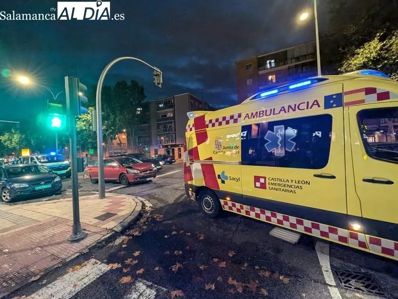 Colisión múltiple de tres vehículos en la avenida de los Cipreses. Fotos: David Sañudo