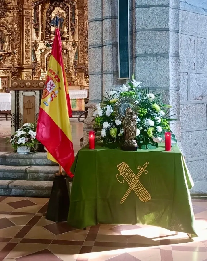 Foto 2 - Macotera arropa a la Guard&iacute;a Civil en la celebraci&oacute;n de su patrona