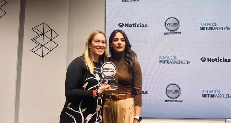 Foto 2 - El Ayuntamiento de Alba de Tormes, premiado por su compromiso en la lucha contra la violencia de g&eacute;nero
