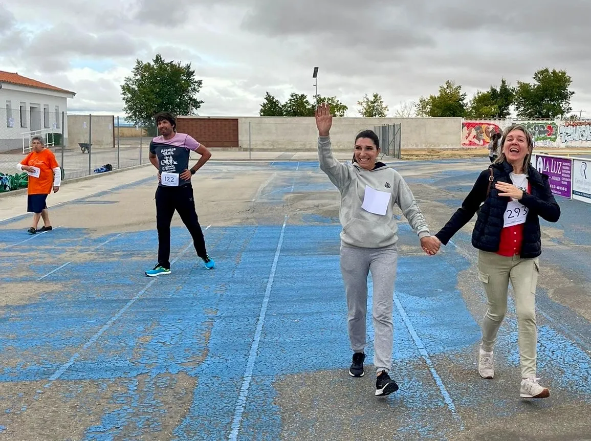 Foto 4 - Diversi&oacute;n, deporte y solidaridad, unidos en 'El Milqui de San Vicente' del colegio La Encarnaci&oacute;n