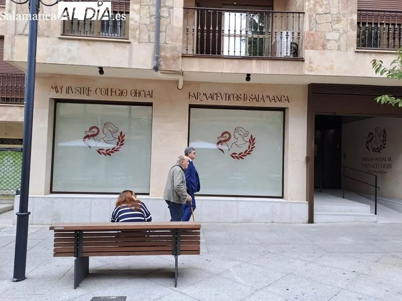 Inauguración de la nueva sede del Colegio Oficial de Farmacéuticos de Salamanca. Foto de Víctor Jiménez