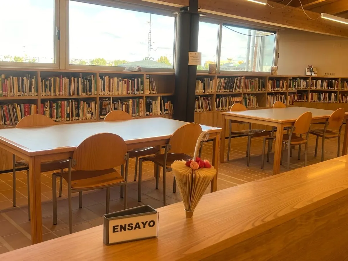 Foto 6 - Los vecinos de Carbajosa participan en el reto literario de contar su propia historia