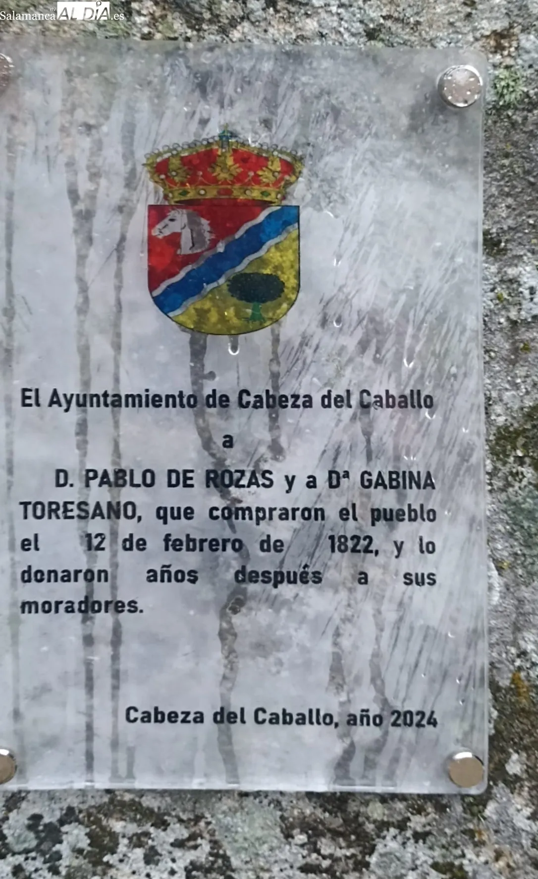 Acto de homenaje en Cabeza del Caballo a los que un día fueron los propietarios de estas tierras y que donaron a los vecinos / CATA SÁNCHEZ 