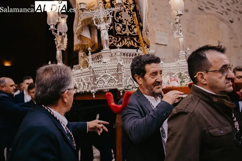 Foto 3 - Procesi&oacute;n de Santa Teresa de Jes&uacute;s y el Santo Brazo en Alba