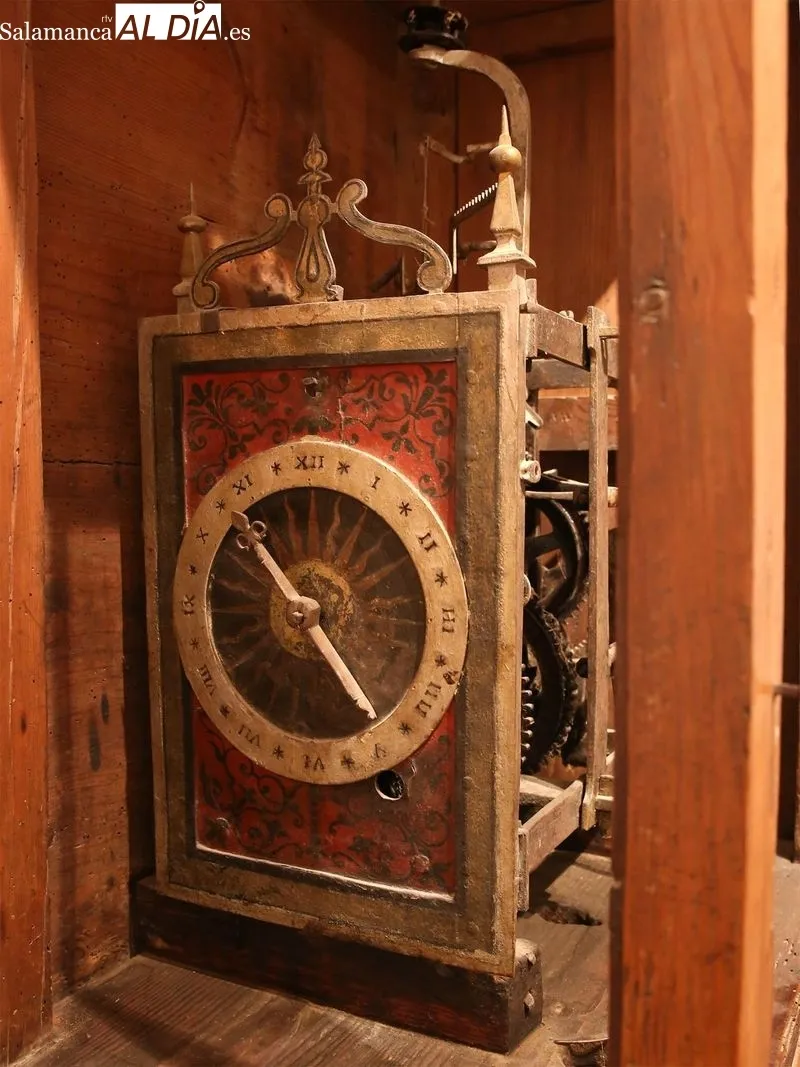 Foto 2 - El hist&oacute;rico reloj de Santa Teresa, uno de los mejor conservados de Espa&ntilde;a