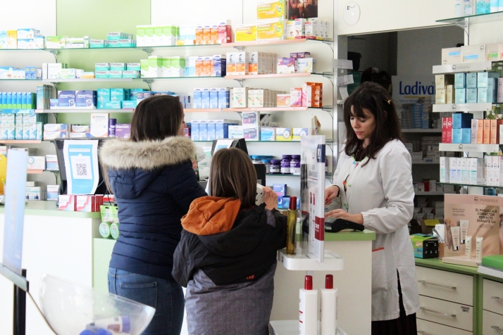 Farmacia de Sande Medel: atención personalizada desde Puente Ladrillo