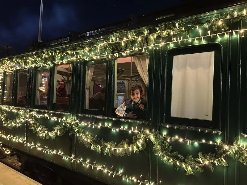 El Tren Histórico do Vouga realiza viajes especiales por Navidad entre Aveiro y Águeda (Portugal) 