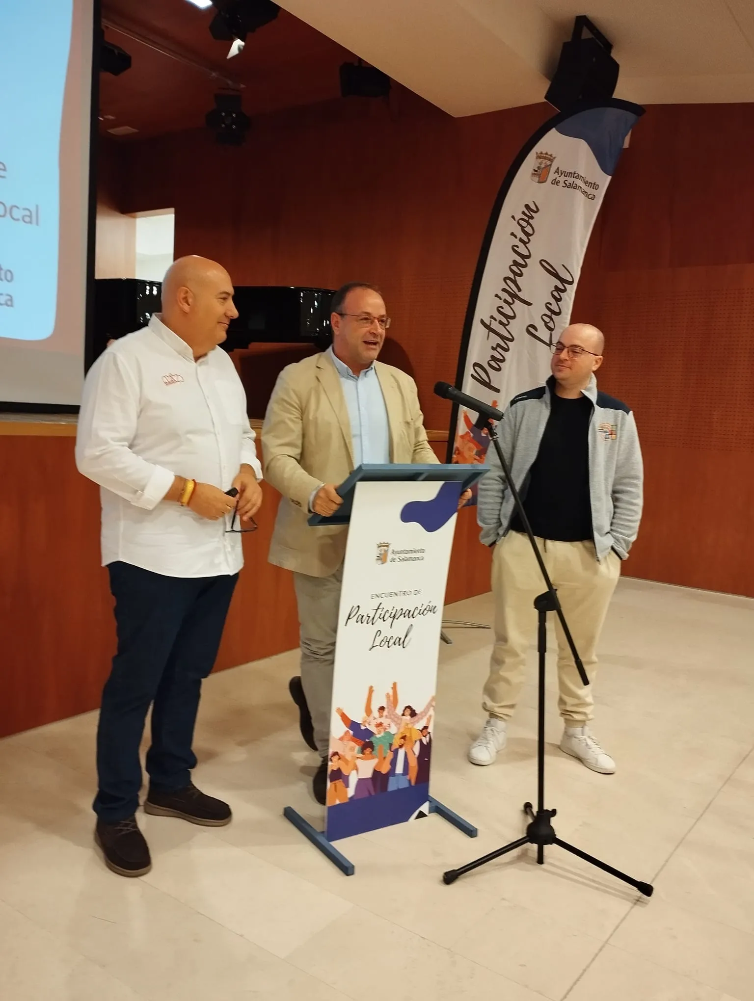 Salamanca celebra el tercer Encuentro de Participación Local para dar una mayor visibilidad a la labor de las asociaciones en los barrios de la ciudad | FOTOS: @aytoSalamanca 