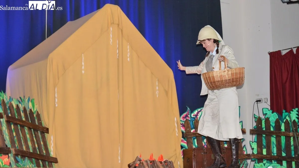 El centro cultural de Lumbrales acogió la representación del Festival Familiar de artes escénicas