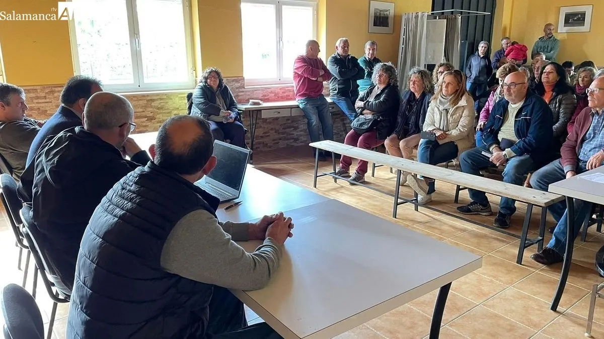 Reunión de propietarios de fincas de La Redonda