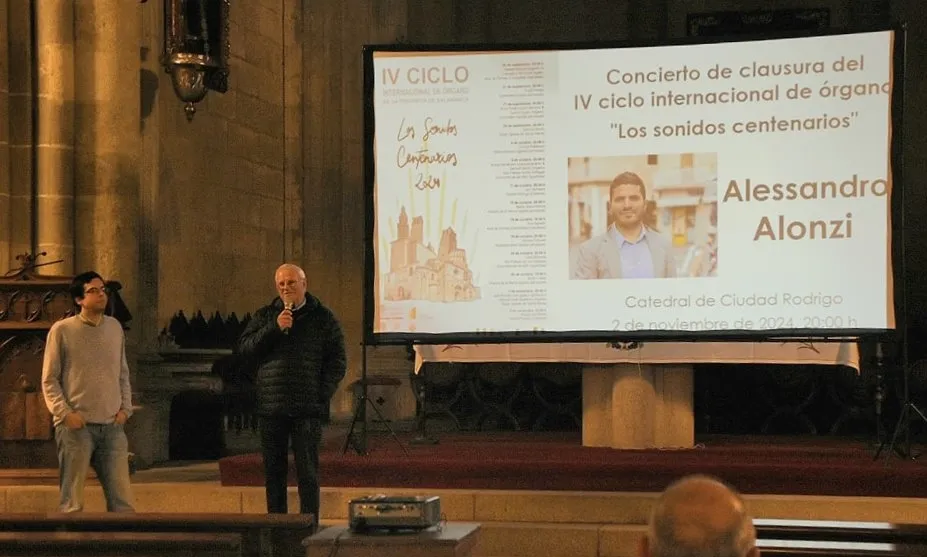 Foto 3 - Ciudad Rodrigo acoge con Alessandro Alonzi el broche de 'Los Sonidos Centenarios'