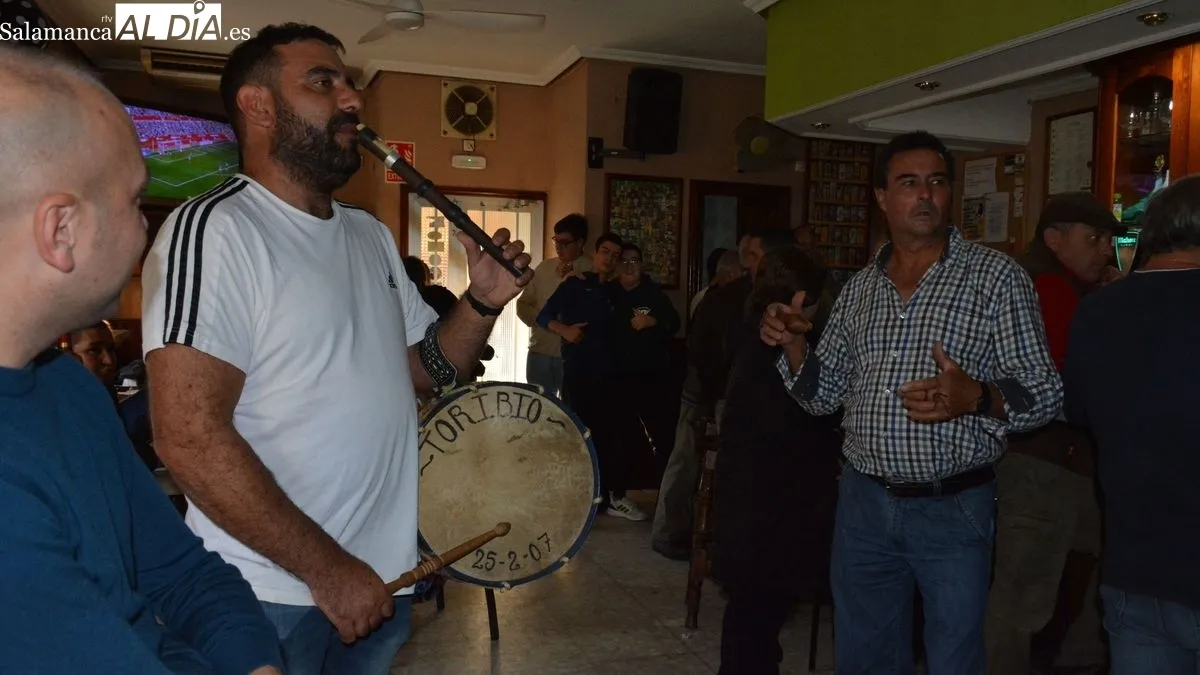 Foto 5 - Ba&ntilde;ob&aacute;rez celebra su Fiesta Charra con tamborileros de toda la provincia
