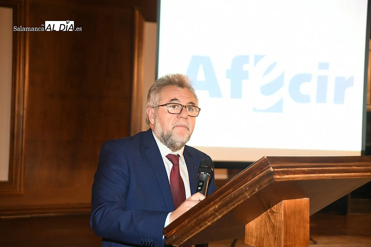 Foto 3 - El Sanatorio, Carpisa y DR-SYN reciben el cari&ntilde;o del empresariado al recoger los Premios Afecir 2024