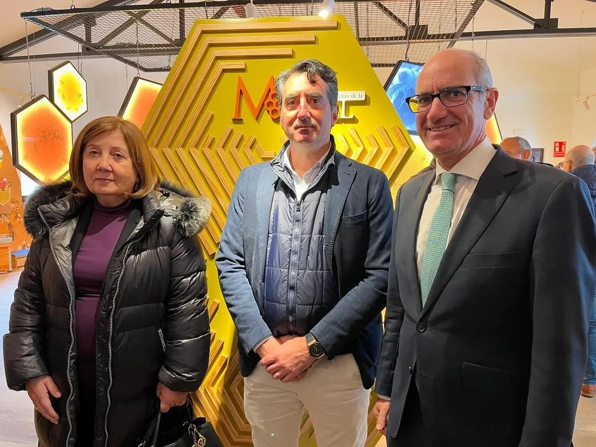 Inauguración del Centro de Interpretación de La Miel en Valero