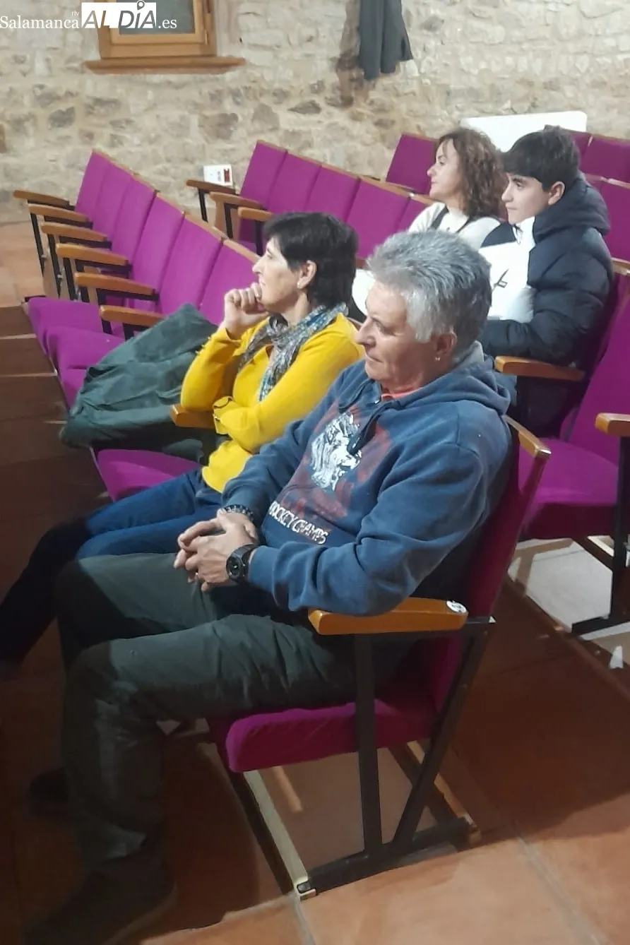 Dia internacional para la eliminación de la violencia contra la mujer en Cipérez 