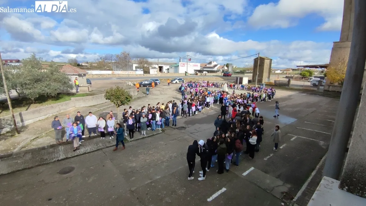 Día internacional de la eliminación de la violencia de género contra la mujer en Vitigudino / CORRAL
