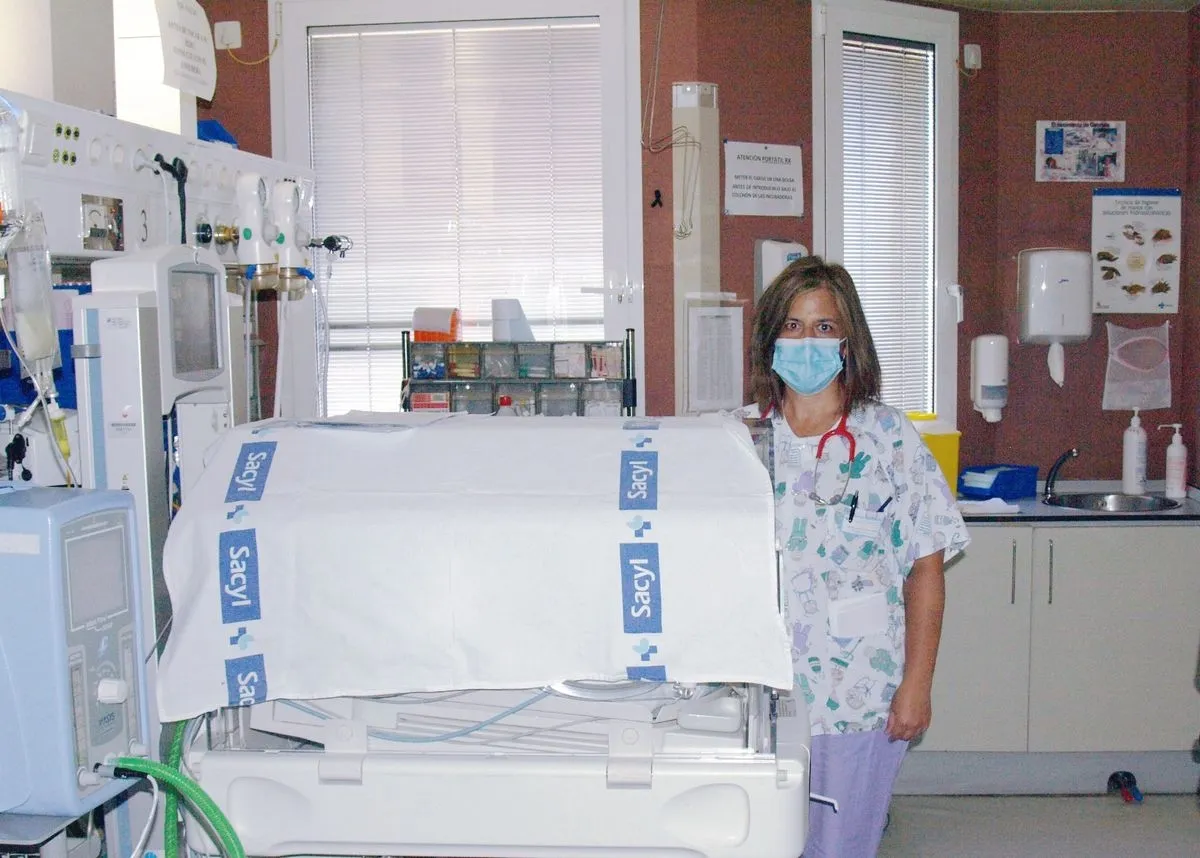 Dra. Laura San Feliciano junto al equipo de Neonatología de Salamanca 