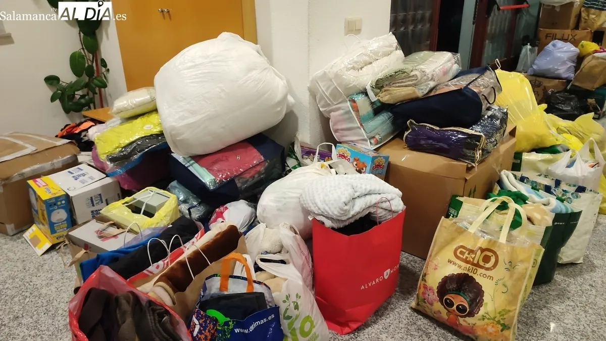 Un total de 15 pallets de ayuda salen de Vitigudino destino a  Valencia / CORRAL