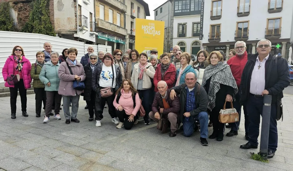 Foto 2 - La Fundaci&oacute;n Ciudad Rodrigo lleva a 35 personas a visitar Las Edades del Hombre