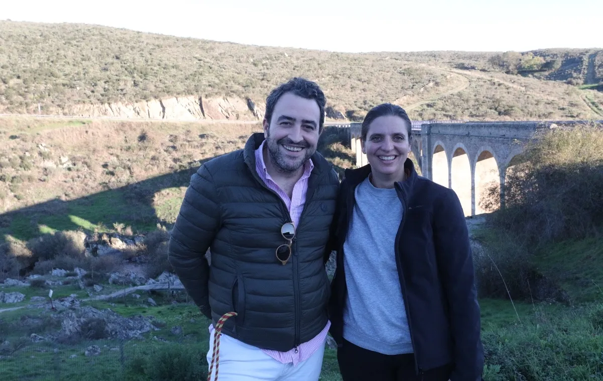 Foto 3 - Expertos de una veintena de universidades de distintos rincones del mundo visitan Siega Verde