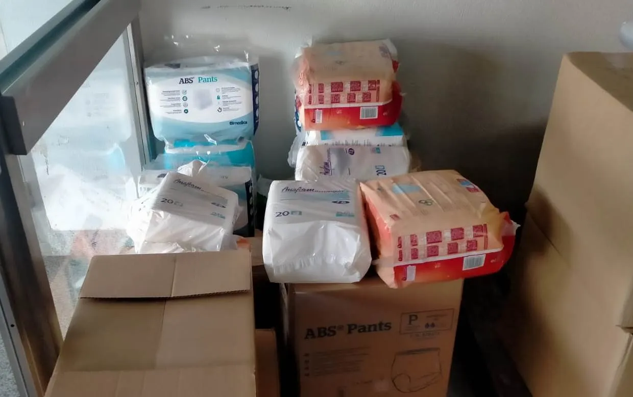 Foto 2 - Las Conferencias de San Vicente aportan un amplio lote de pa&ntilde;ales a la recogida de productos
