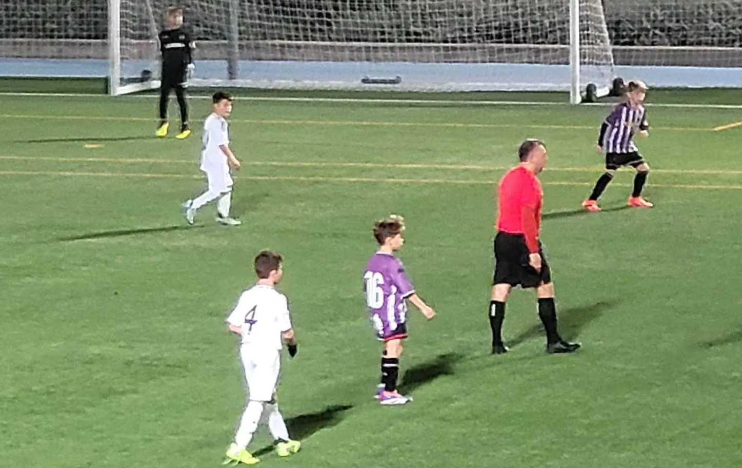 Foto 4 - Juan Benito Bernal juega un amistoso contra el Real Madrid