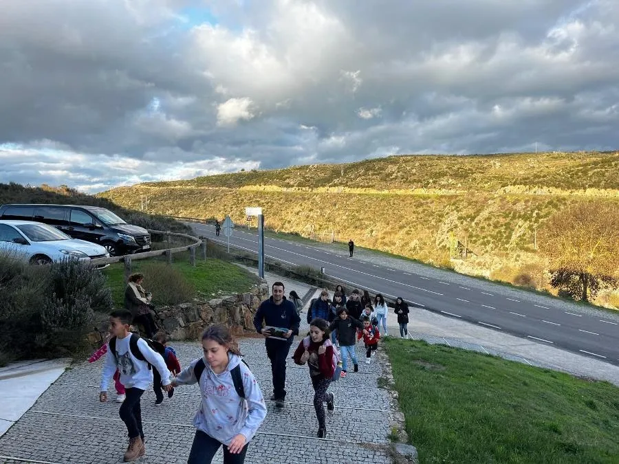 Foto 4 - &lsquo;Un Pa&iacute;s para leerlo&rsquo; de TVE graba en Siega  Verde parte de uno de sus cap&iacute;tulos