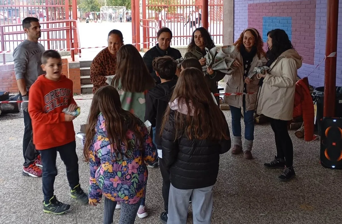 Foto 5 - El Colegio Mir&oacute;briga celebra su cl&aacute;sica casta&ntilde;ada con toques musicales